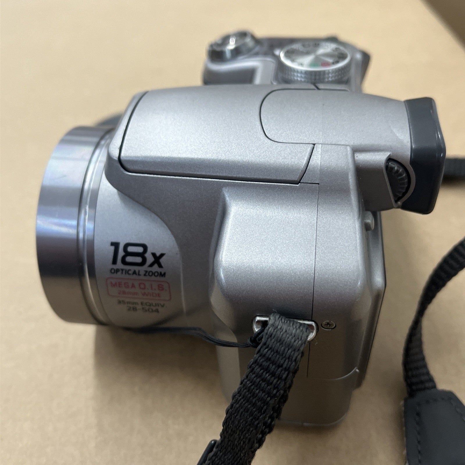 Panasonic Lumix DMC-FZ18 DigitalKamera | Silber4