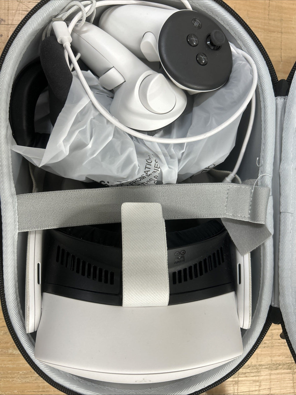 META Quest 3S 128 GB – All-in-One-Headset VR Brille + Tasche1