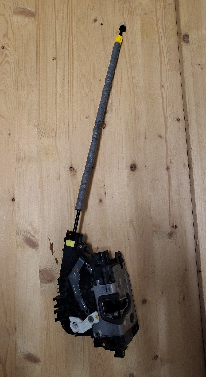 MERCEDES-BENZ Original A0997202300 0997202300 V-L Türschloss NEU!1